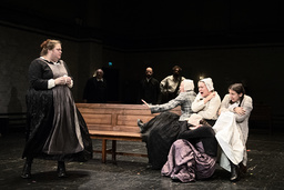 Fler och fler bybor pekas ut för trollkonster i Arthur Millers 'Häxjakten', som sätts upp av Dramaten och Kulturhuset Stadsteatern i höst.