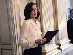 Sara Danius tillkännager Nobelpriset i litteratur (2016) i Börshuset i Stockholm. Arkivbild.