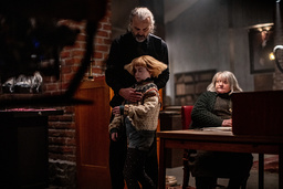 Utöver Matilda Gross är bland andra Johan Rheborg och Marianne Mörck med i filmen. Premiären är planerad till nästa höst. 'Det känns lite konstigt att det är så lång tid. Jag vill ju redan nu se filmen fastän vi inte ens filmat klart, man går och väntar', säger Gross.