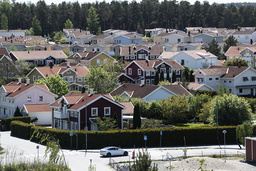 Det finns ingen stor coronaeffekt att tala om på bostadsmarknaden menar SBAB:s chefsekonom Robert Boije. Arkivbild.