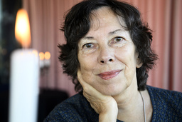 Även Nina Burton är nominerad till Augustpriset för fjärde gången. 'Livets tunna väggar' är en närstudie av naturen runt hennes sommarstuga. Arkivbild.