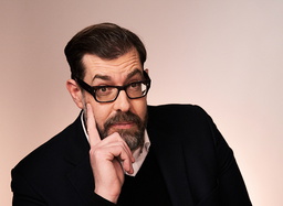 Richard Osman har utsetts till årets författare på British Book Awards. Arkivbild.