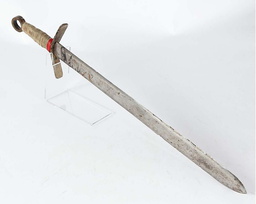 Bild på svärdet från polisens förundersökningsprotokoll.
