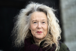 Författarförbundets ordförande Grethe Rottböll uppmanar både svenska politiker och läsare att agera. Arkivbild.