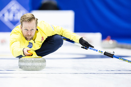 Lag Niklas Edin är fortsatt obesegrat i curling-VM i Schweiz. Arkivbild.