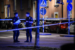 Polisavspärrning på platsen i Vasastan i Stockholm, där en man sköts ihjäl i september.