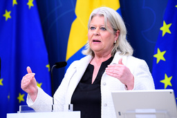 'Vi kommer att lägga det som i dag heter Sis bakom oss', säger socialtjänstminister Camilla Waltersson Grönvall (M) efter den senaste i raden av kritiska rapporter om Sveriges Sis-hem.