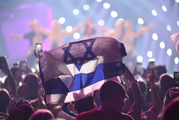 Den israeliska artisten Eden Golan är inte med när Eurovision Song Contest invigs i kväll. Arkivbild.