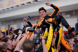 McLarens Lando Norris fick fira karriärens första formel 1-seger i Miami.