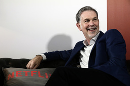 Netflix medgrundare och styrelseordförande Reed Hastings går in med kapital för Kamal Harris presidentvalskampanj. Arkivbild.