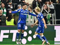 Vito Hammershöj-Mistrati och Isak Andri Sigurgeirsson firar målet som gav 1–1 mot Hammarby.