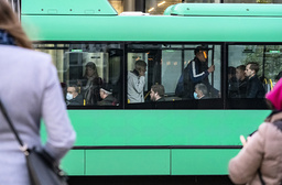 Region Skåne får hård kritik sedan en pojke som använder rullstol inte fått hjälp med att ta sig ombord på bussen. Arkivbild.