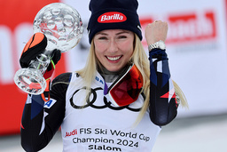 Amerikanska stjärnan Mikaela Shiffrin jagar världscupseger nummer 100.