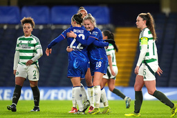 Chelseajubel på Stamford Bridge. Londonklubben slog Celtic med 3–0 och är klart för kvartsfinal i Champions League.