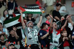 Palestinska supportrar under första matchen mot Sydkorea. Arkivbild.