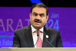 Den indiske miljardären Gautam Adani, ordförande i den indiska bolagsgruppen Adani och en av världens rikaste, åtalas i USA för att ha betalat ut stora mutor. Arkivbild,