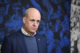 Svenska fotbollsförbundets ordförande Fredrik Reinfeldt vid en pressträff under måndagen.