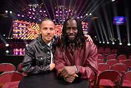 Albin Johnsén och Pa Modou Badjie tävlar tillsammans i Melodifestivalen.