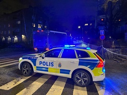 Fler gator i Rågsved i södra Stockholm har spärrats av.