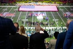 President Donald Trump på plats under Super Bowl.