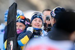 Ella Halvarsson tog VM-silver i distansloppet på tisdagen och får nu köra torsdagens singelmixedstafett tillsammans med Sebastian Samuelsson.