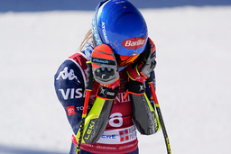 Kraschen i november tycks ha satt sig i huvudet på Mikaela Shiffrin.