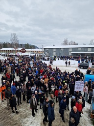 Ett demonstrationståg tågade till sjukhuset i Sollefteå på lördagen.