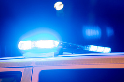 Två personer har förts till sjukhus med ambulans efter att ha blivit knivskurna i Bohus. Arkivbild. 